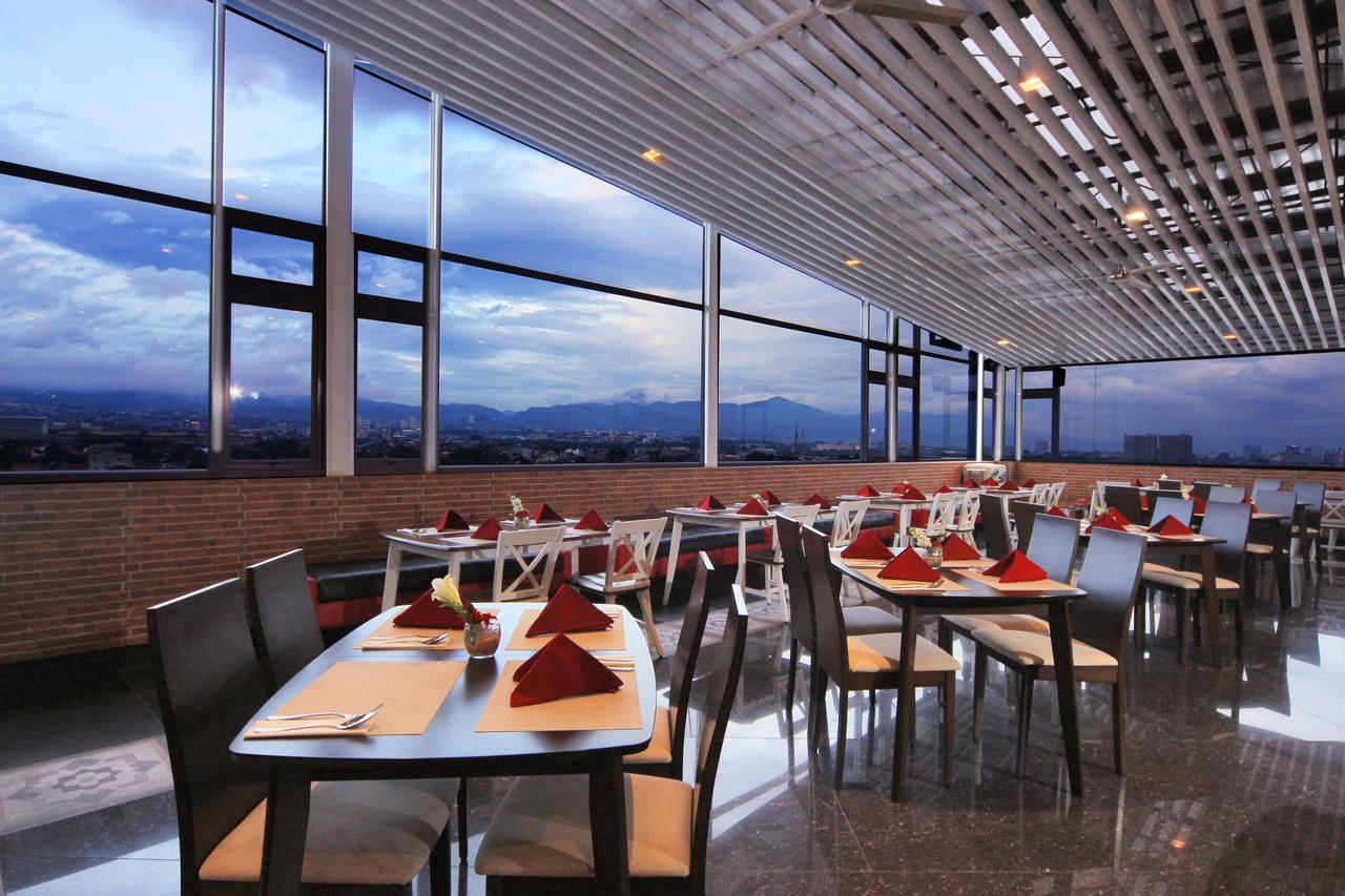 West Point Hotel Bandung Exterior foto